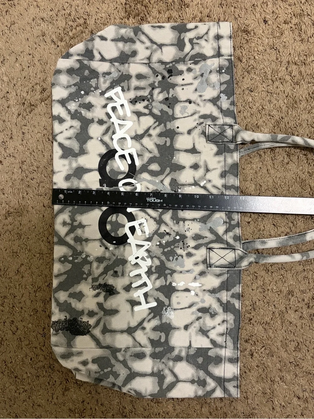 ALO Yoga Gray Tie-Dye 'Peace On Earth' Canvas Tote Bag
